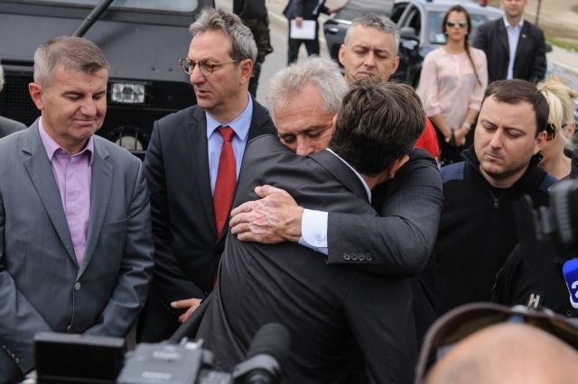 Pahor v Srbiji: To je veliko večja tragedija, kot sem jo lahko videl prek televizije (foto)