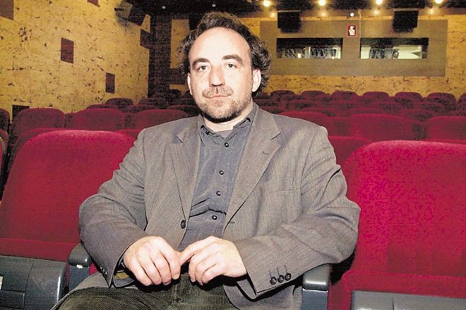 Komisija je v imenovanje za direktorja Lutkovnega gledališča Maribor predlagala Sašo Jovanovića, ki mu ne manjka izkušenj z...
