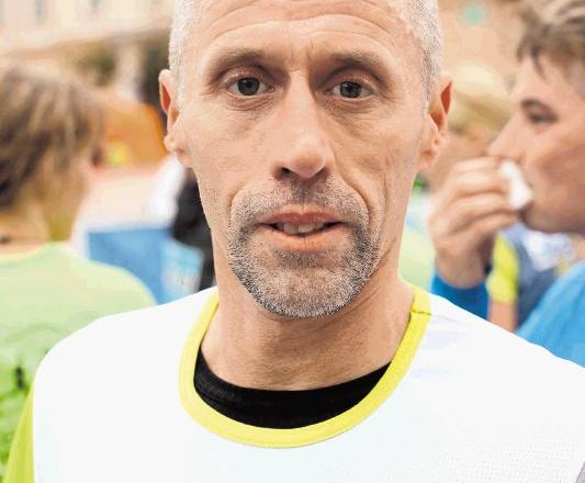 Uspešni ultramaratonec in Asicsov tekaški trener Benjamin Piškur, ki teče že več kot trideset let, je tokrat nastopil v vlogi...