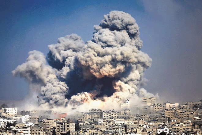 Gaza: Sedem desetletij vojn, premirij in politike izvršenih dejstev