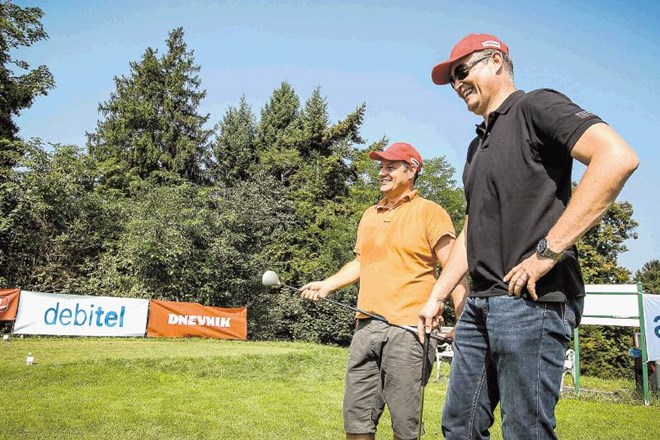 Učnih ur golfa sta se udeležila tudi oba direktorja Zavarovalnice Wiener Städtische,  Tomo Mrđen in Thomas Schmidtmeier.  