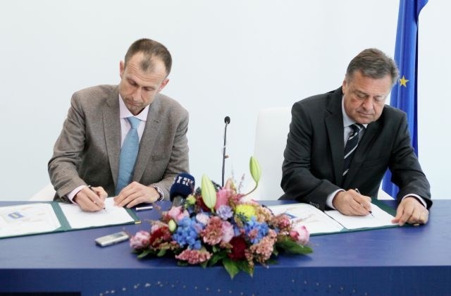 Podpis memoranduma. Daniel Novaković/STA 