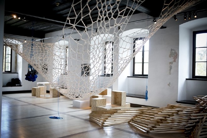 Bienale oblikovanja BIO 50: mi oblikujemo prostor in prostor oblikuje nas  