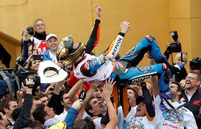 Alex Marquez pa je slavil naslov prvaka v Moto3. (Foto: AP) 