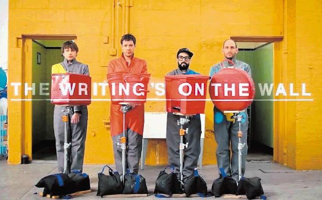OK Go: The Writing's On the Wall, režiserji: Aaron Duffy, Damian Kulash Jr., Bob Partington 