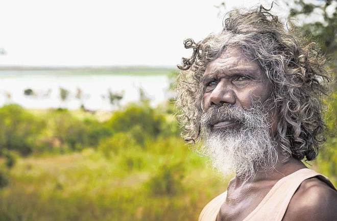 Film Čarlijeva dežela osvetli družbeni prepad med belimi kolonialisti in avstralskimi staroselci. dokumentacija Dnevnika 