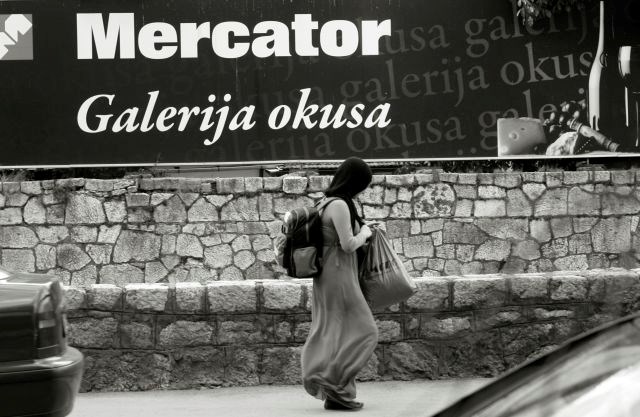 BiH, junij 2014: Reklamni pano Mercatorja. (Foto: Tomaž Skale) 