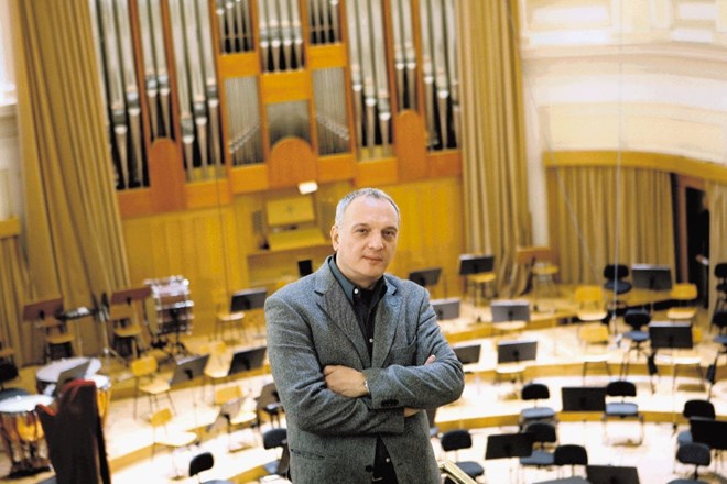 Damjan Damjanovič, direktor Slovenske filharmonije: »Z maestrom Urošem Lajovicem sva se konkretno pogovarjala, kako še...