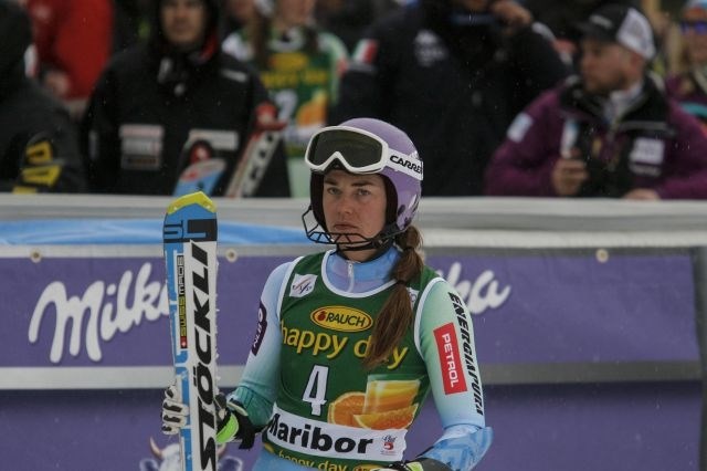 Potem ko je odstopila že na sobotnem veleslalomu, je Tina Maze brez uvrstitve ostala tudi na današnji slalomski tekmi 51....