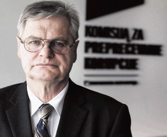 Eno leto Borisa Štefaneca na čelu KPK je izgubljeno leto boja s korupcijo