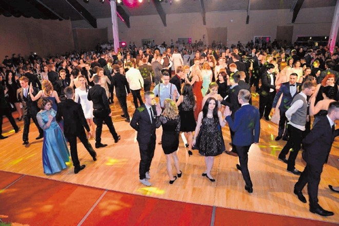 Na mariborski srednji šoli za gostinstvo in turizem so se odločili maturantski ples organizirati sami. S tem so bistveno...