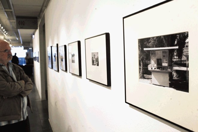 Izbor 70 fotografij, ki jih je ob različnih priložnostih posnel Josip Broz -  Tito, si je mogoče ogledati v Mali galeriji...