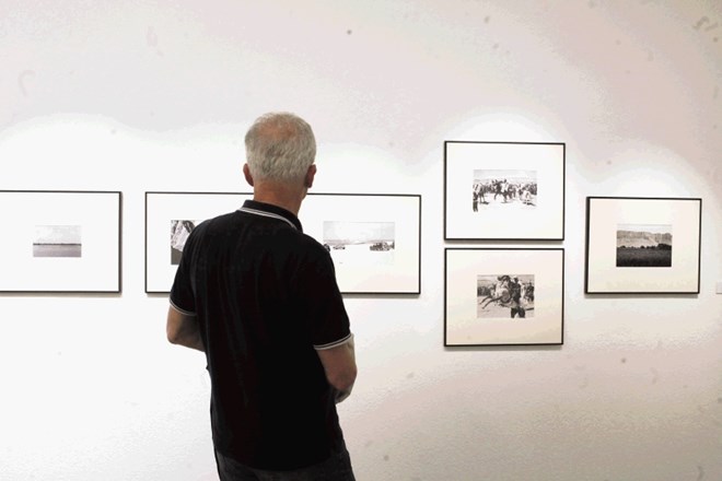Izbor 70 fotografij, ki jih je ob različnih priložnostih posnel Josip Broz - Tito, si je mogoče ogledati v Mali galeriji...