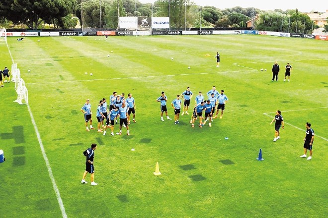 Nogometaši Atletica trenirajo v vadbenem centru, ki leži v zahodnem delu Madrida, v soseski Majadahonda. 