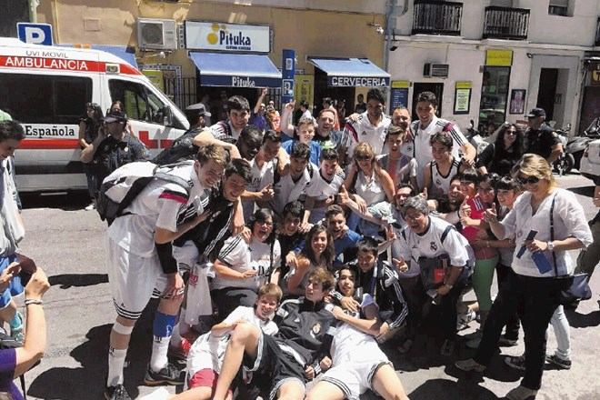 Mladinska ekipa Reala Madrid je evropski naslov proslavila skupaj s svojimi najbližjimi. 