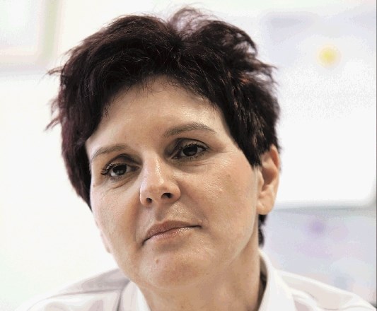 Irena Razboršek, vodja oddelka za odvzem krvi na Zavodu za transfuzijsko medicino. 