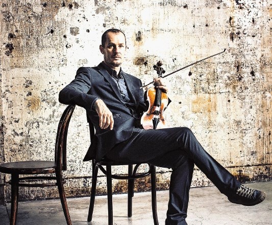 Richard Tognetti, violinist, umetniški vodja Avstralskega komornega orkestra in  tudi umetniški vodja Festivala Maribor 