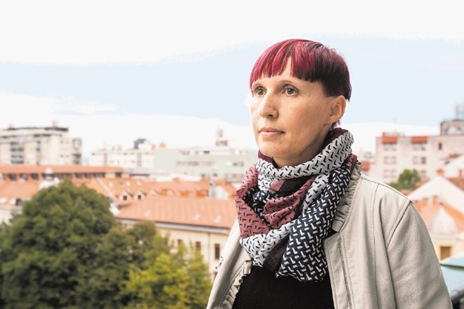 Prva ženska na čelu Društva novinarjev Slovenije Petra Lesjak Tušek poudarja, da bodo morali novinarji v prihodnje za...
