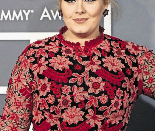Adele na četrt milijarde in pred novim Bondom