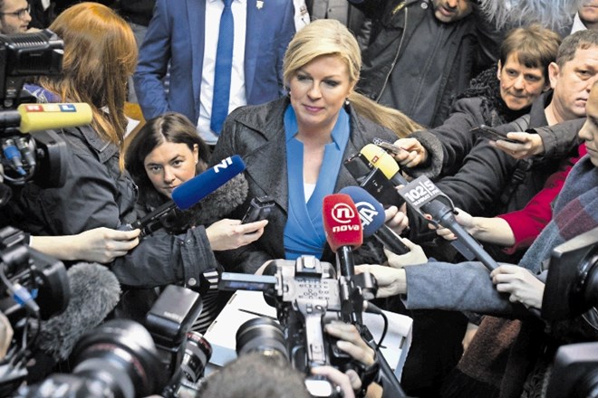 Ob tako neodločenem izidu je veliko vprašanje, komu bo predsednica Kolinda Grabar Kitarović sploh zaupala mandat za sestavo...