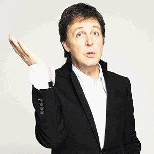 Od leta 1966 naj bi bil Paul McCartney na fotografijah nekaj centimetrov višji od Lennona. Prej sta jih oba imela 178. 