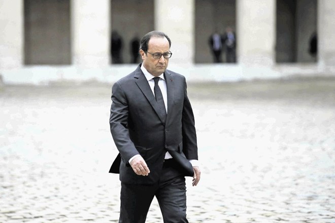 Predsednik Hollande je v samo nekaj dneh moral sprejeti ukrepe, ki bodo korenito spremenili življenje Francozov. 