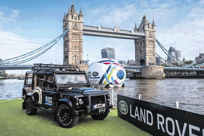 Land rover defender: Avto, ki je bolj britanski od kraljeve družine ali toplega piva