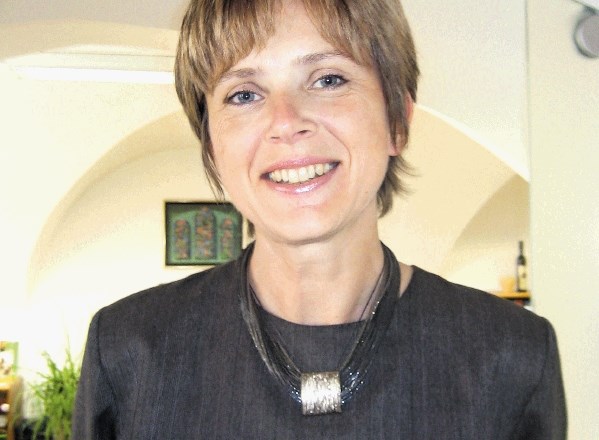 Nekdanja direktorica Zavoda za turizem Kranj Natalija Polenec je svetnica Trilarjeve stranke Več za Kranj. 