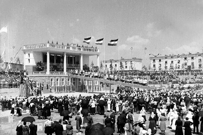Evharistični kongres na Stadionu Bežigrad leta 1935    
