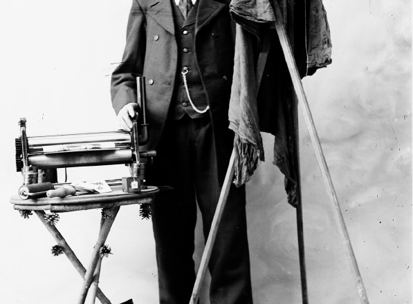 Avtoportret Petra Nagliča okoli leta 1902 