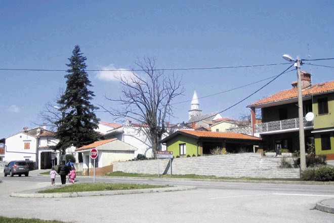 V Kobjeglavi se v zadnjih šestih letih ni nič spremenilo. Ostali so le brez Mipove pršutarne. 