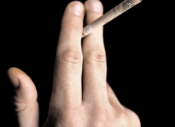 Tobačna  zakonodaja: Gredo slovenski kadilci v ilegalo?