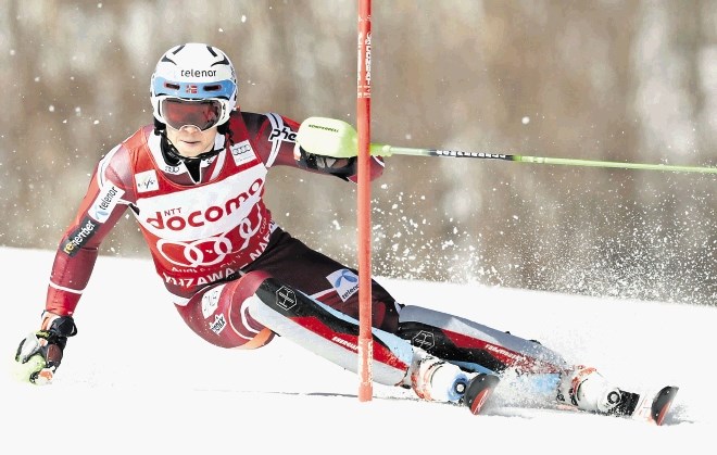 Henrik Kristoffersen je bil  poražen šele na drugem slalomu sezone. 