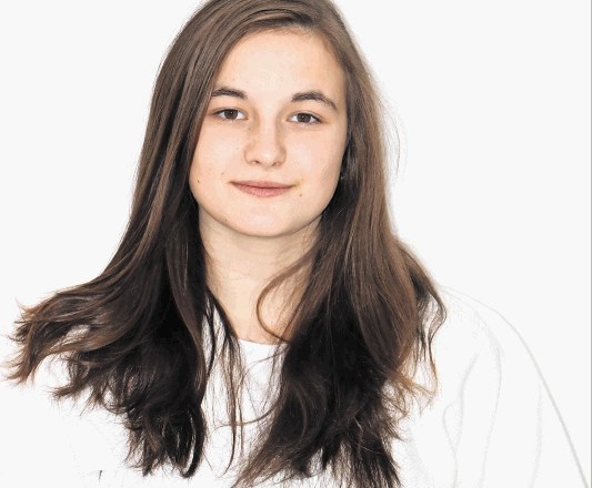 Eva Puhek, 15 let  Talenti, spoznanja in misli se odkrivajo drugje, ne v alkoholu. Judoisti svoje moči in spretnosti...