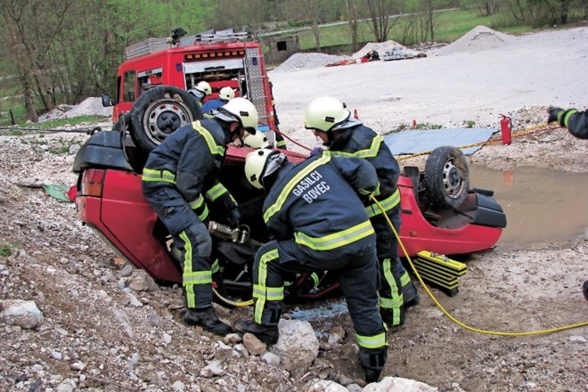 V občini Bovec je 70 kilometrov regionalnih cest, prometne nesreče pa so pogost razlog za interveniranje.