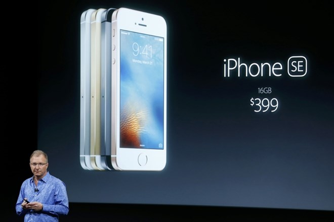 Apple  razkril novi, manjši iPhone SE