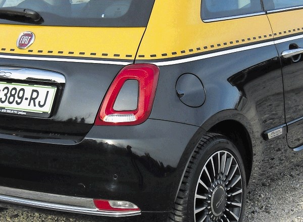 Fiat 500 in renault twingo: Taksi za štiri slone