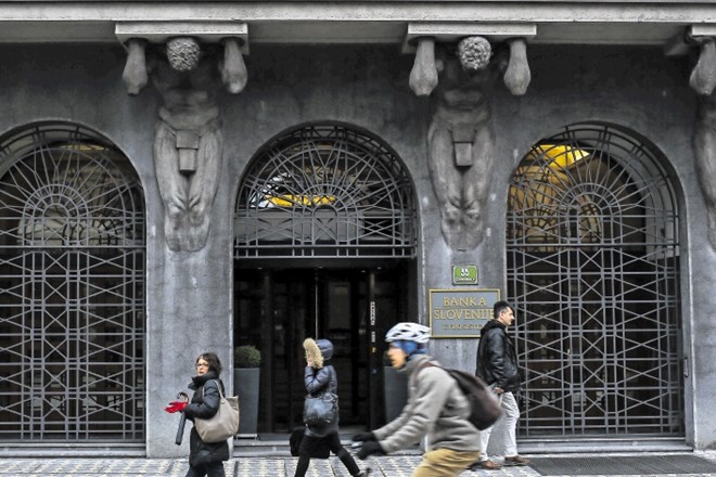 Razmere na posojilnem trgu se počasi stabilizirajo, kaže anketa Banke Slovenije, na katero sta odgovorili 902 podjetji.