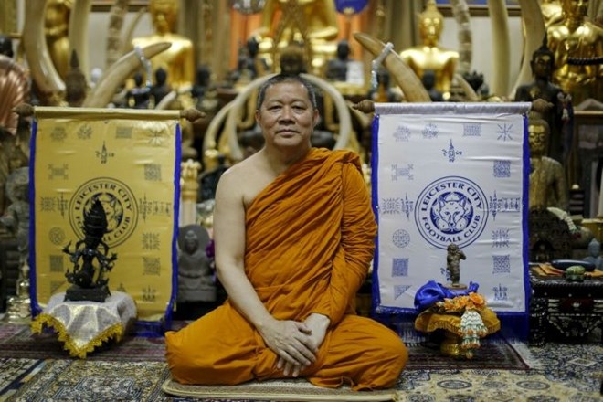 Za Leicester City pesti stiskajo tudi  tajski budistični menihi. (Foto: Reuters)