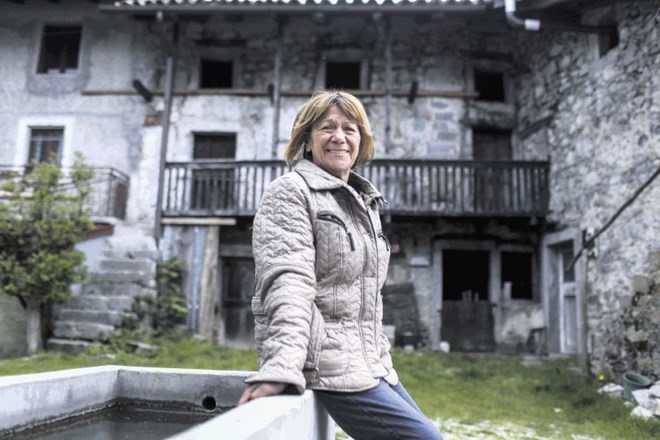 Vida Škvor je bila v času potresa učiteljica v Breginju. Danes je nepogrešljiva moč v sosednji vasi Robidišče, ki je po...