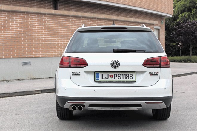 VW passat variant alltrack in VW golf variant alltrack: “Krvavi” družinski obračun
