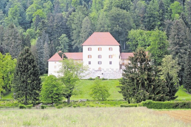 Grad Strmol je pravi biser Slovenije.