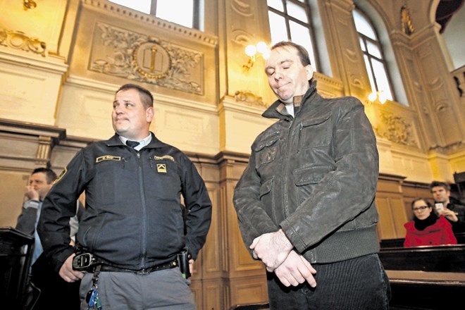 Ivana Radana na sodišče ne bodo več spremljali  pravosodni policisti.