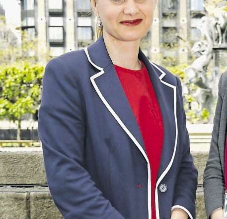 Jo Cox je bila ena  najbolj priljubljenih  poslank laburistične stranke.