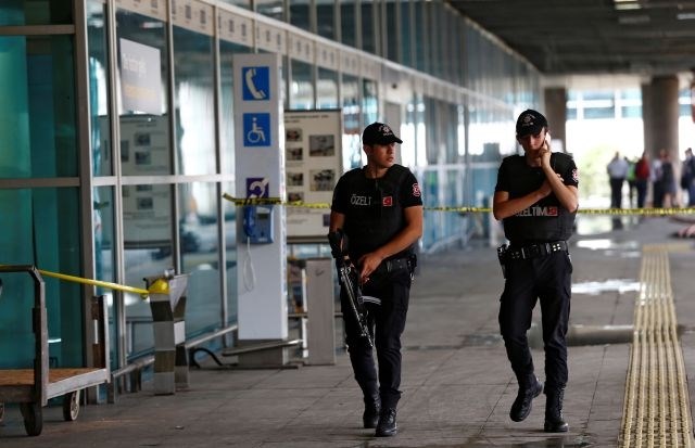 Letališče Atatürk v Carigradu so v sredo dopoldan že odprli. (Foto: Reuters)