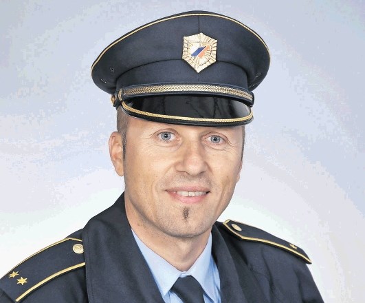Bogdan Brezovnik, ko je bil še komandir na dravograjski policijski postaji.