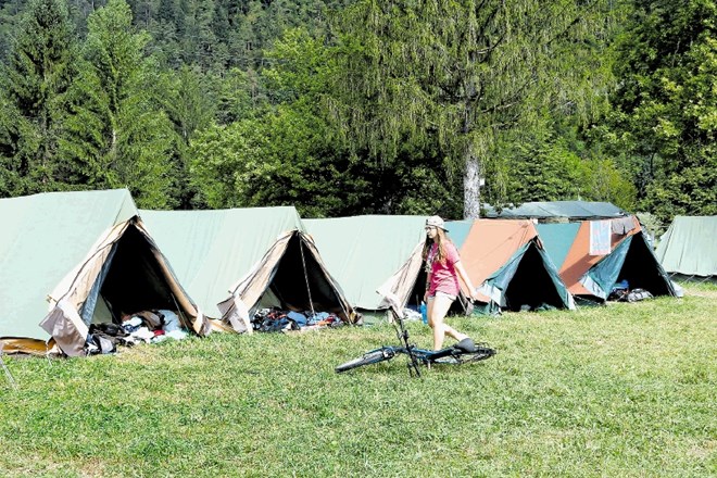 Najmlajši taborniki bodo po desetih dnevih taborjenja šotore danes pospravili in se odpravili domov.