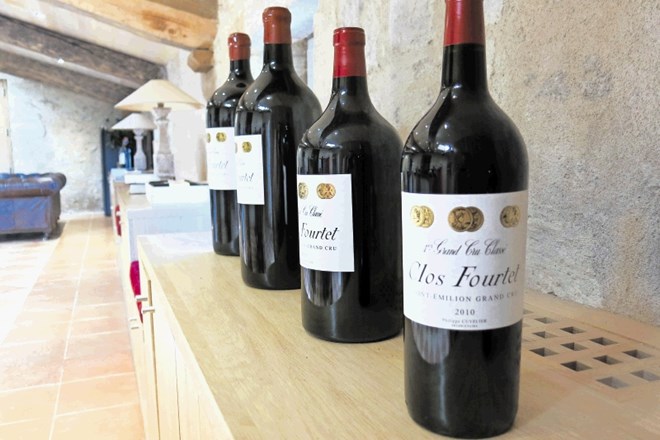 Clos Fourtet prideluje vino, ki je mešanica merlota (85 odstotkov),  cabernet franca in cabernet sauvignona.