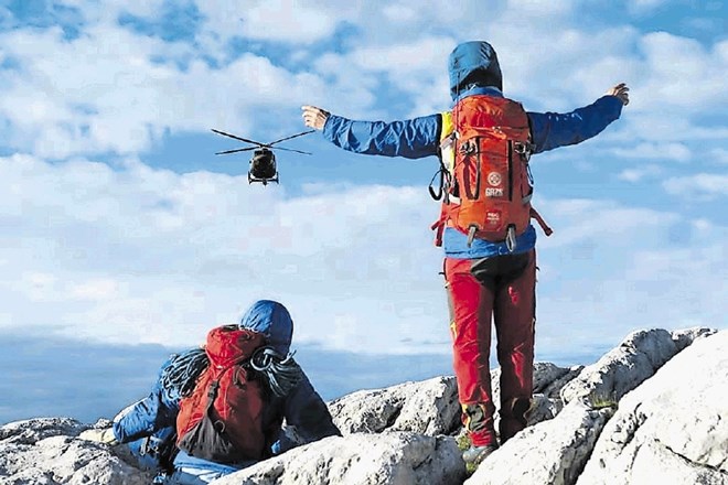 Letos so helikopterji na pomoč planincem in adrenalinskim športnikom  poleteli že 115-krat.