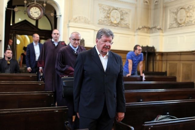 Igorja Bavčarja je sodišče obsodilo na petletno zaporno kazen. (Foto: Bojan Velikonja)